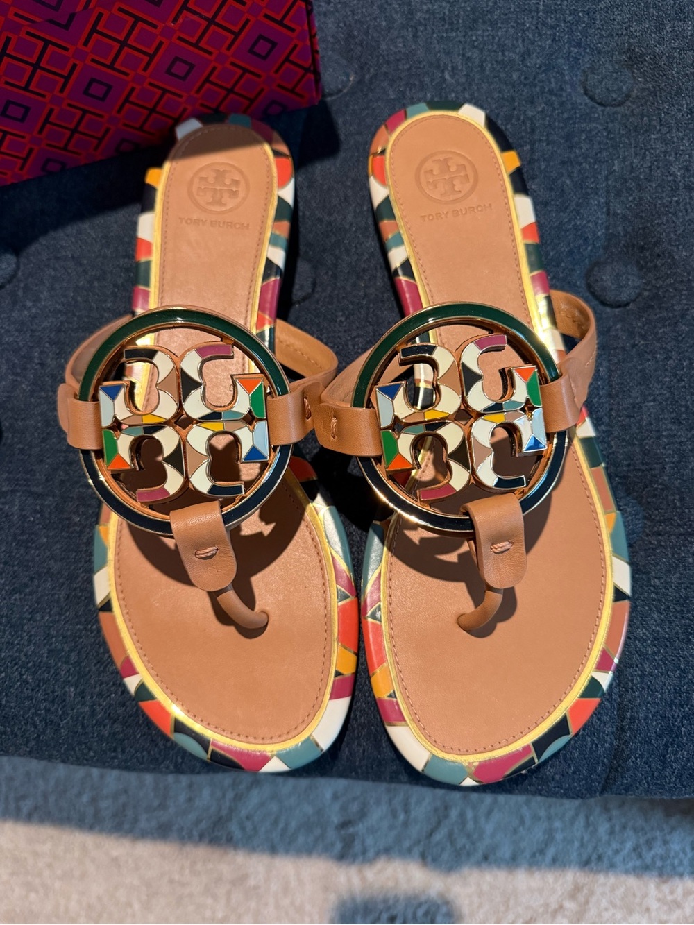 NIB Tory Burch Enamel Miller Leather Thong Sandals Elba Camello size 9 - Picture 4 of 5